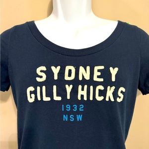 Woman’s L Gilly Hicks Sydney Tee